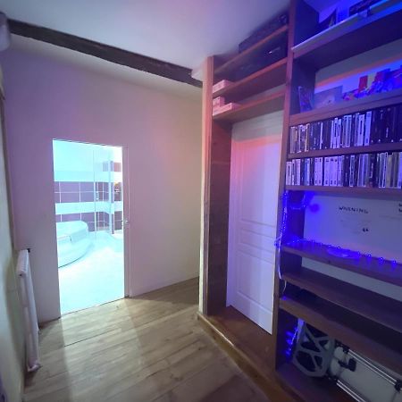 Floydroom'S Pau Chambre Hotes Standing Dans Appartement Partage Proche Chateau Exterior foto